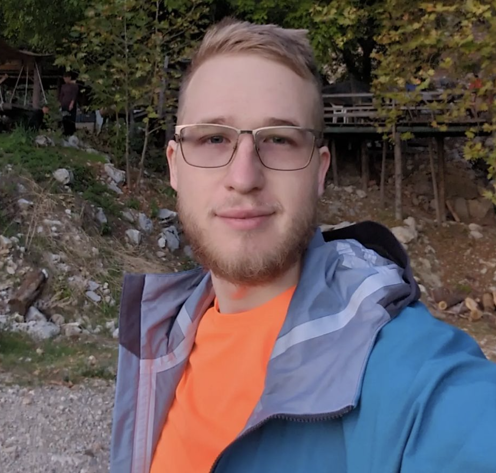 Алексей Разводов